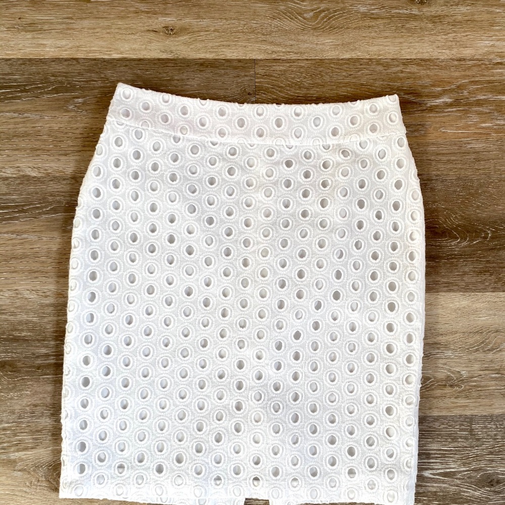 Ann Taylor White skirt